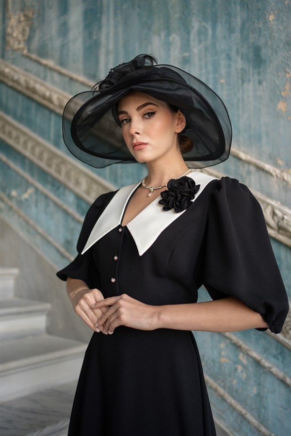 Haute Couture Siyah Broş